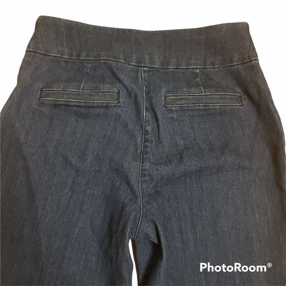 3 for $25 Kim Rogers Denim Pull on Jeans 8 Short - Picture 4 of 6